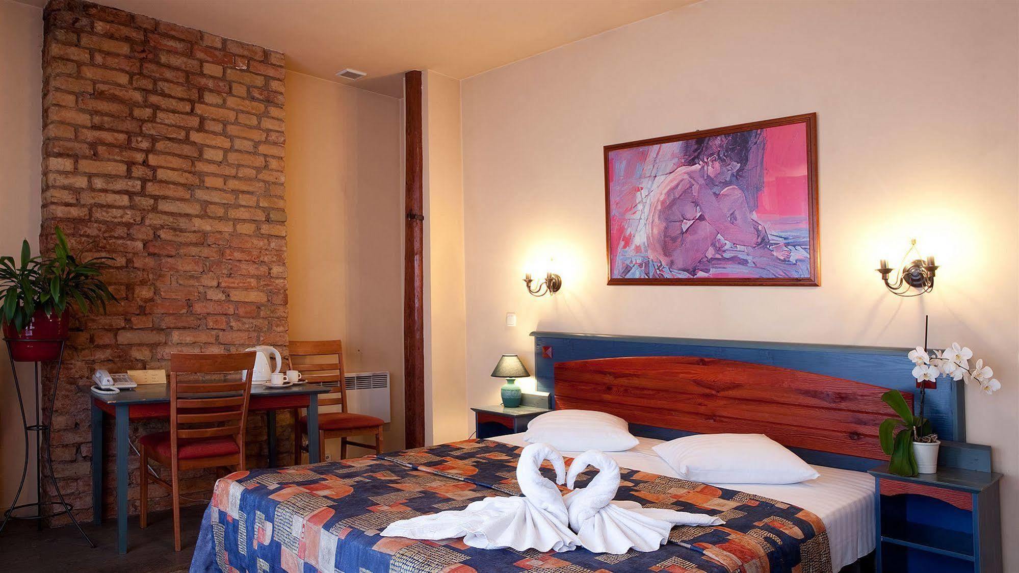 Art Hotel Laine Riga Exterior photo